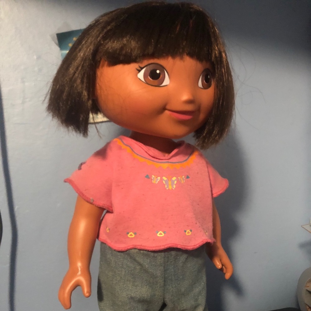 2003 dora doll Mattel